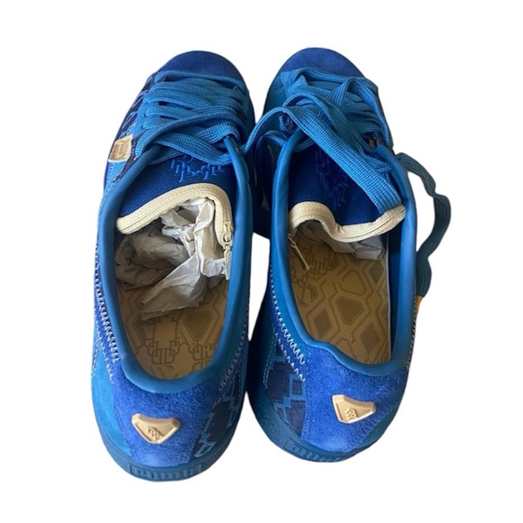 PUMA’S DAPPER DAN CLYDE PRE-GAME RUNWAY LIFESTYLE SNEAKERS - Picture 3 of 5